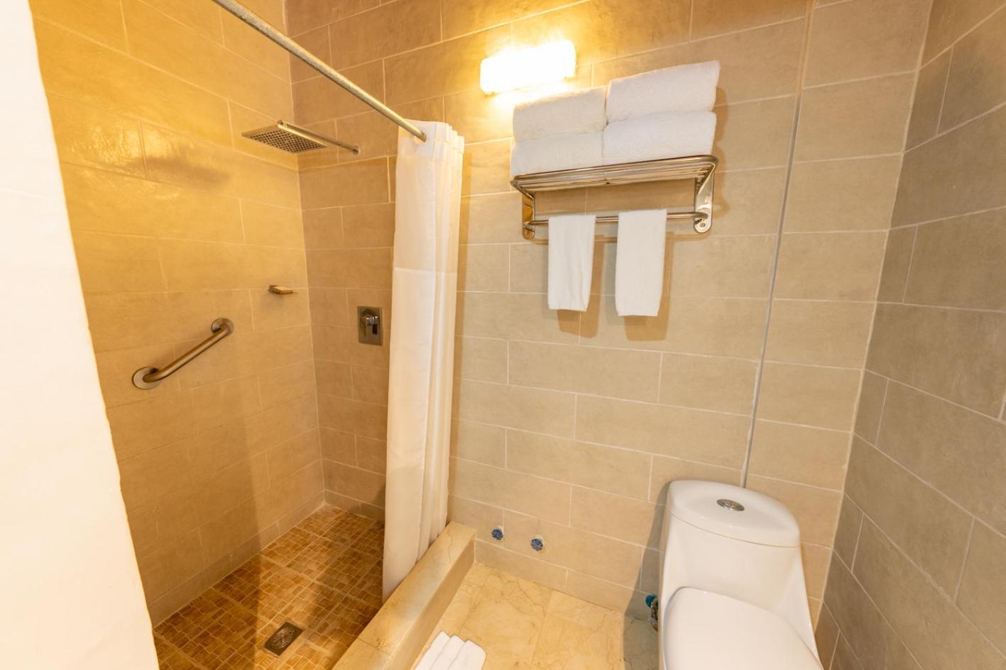 Hotel Faranda Guayacanes, A Member Of Radisson Individuals Chitré エクステリア 写真